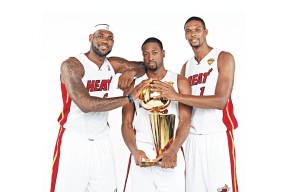九游app下载最新版本-莱万战术调整+SKT夺冠，跨界思维如何改变体育博弈